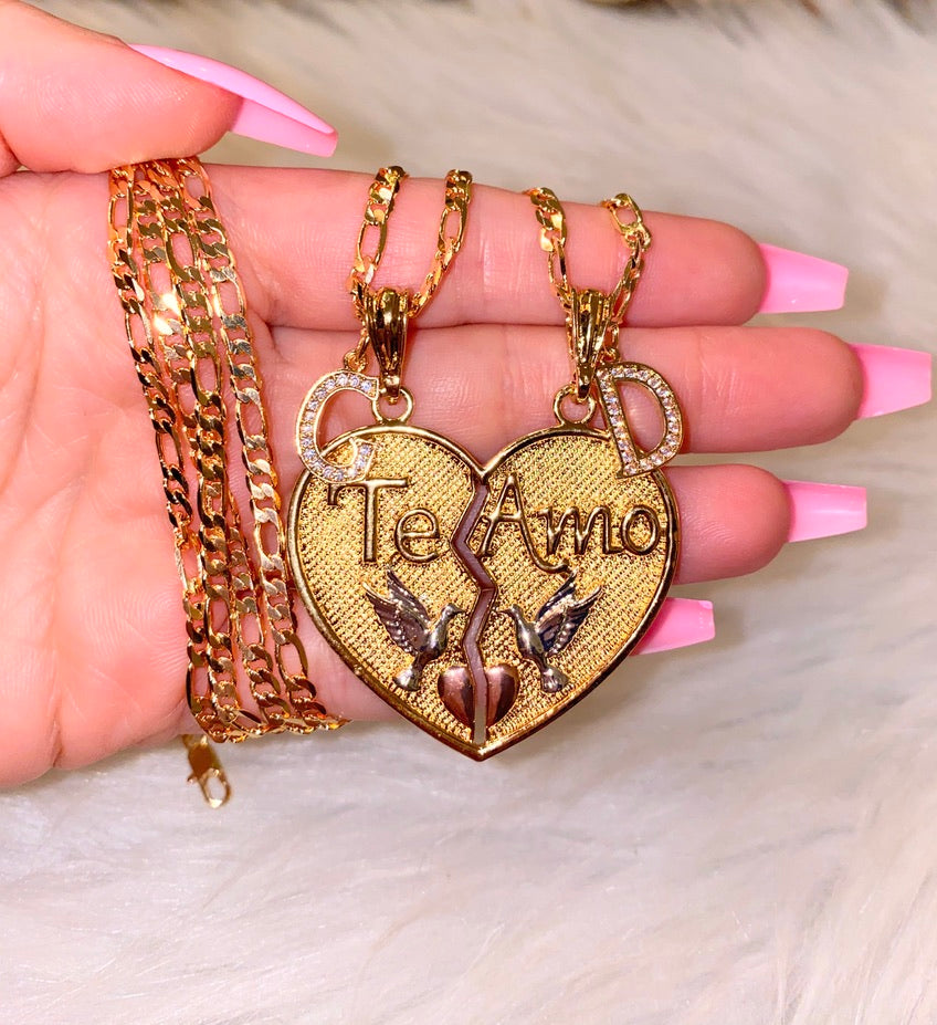 Te amo outlet necklace gold