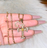 Kravis Cross With Letter