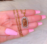 Bicolor Becky Mary (Cuban Chain)