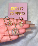 Round Baguette Mary Set (Figaro Chain)