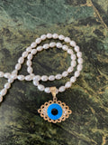 Freshwater Pearl Eye Necklace