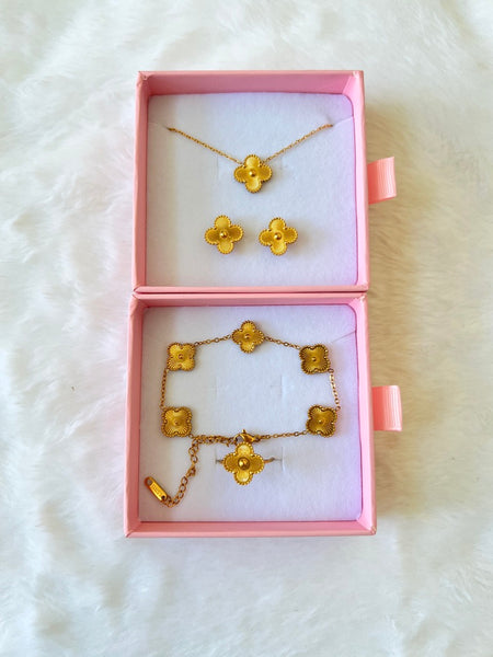 4 Piece Gold Clover Set: Package deal.