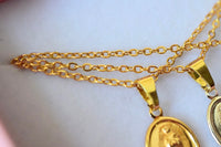 Small Oval In 3 Colors (Rolo Chain)