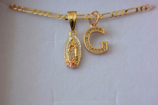 Icy Mini Mary & Initial (Tricolor)