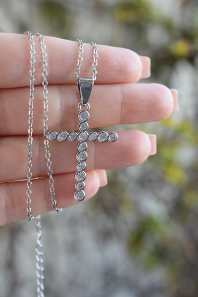 Bezel Cross (Rolo Chain)