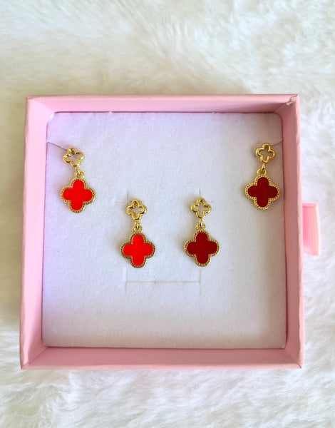Red Clover Dangle Earrings In 2 Shades