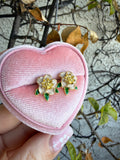 Hibiscus Studs (Beige)
