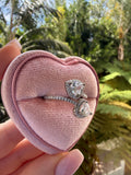 Hug Me Ring (white)