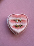 Dainty Daisy Studs (black or white)