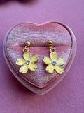 Dangle Flower Earrings (yellow)