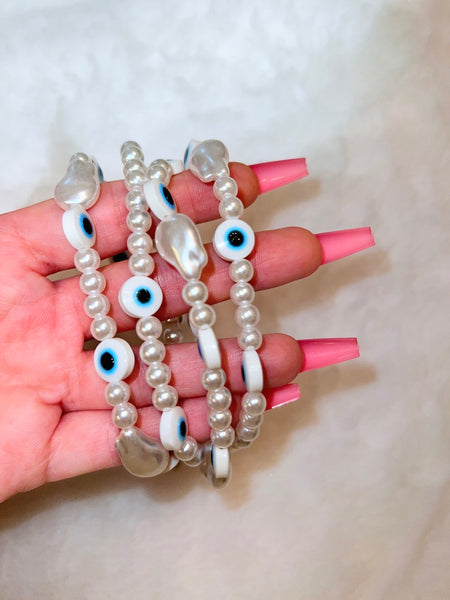 Pearl Eye Necklace