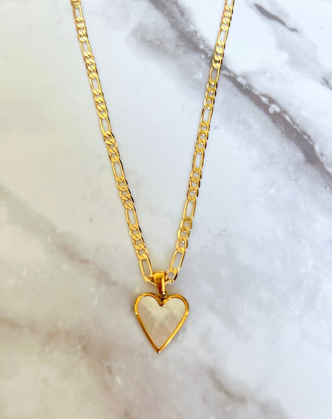 Mother Of Pearl Heart (Figaro Chain)