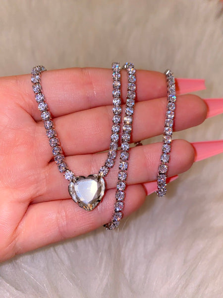 Heart Tennis Necklace (Silver)