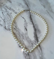 Thick Pearl Necklace