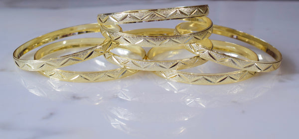 Triangle Design Gold Plated 7 Bangle Set